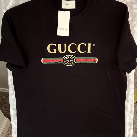 Gucci Black and Gold Logo T-Shirt - Picture 3 of 5